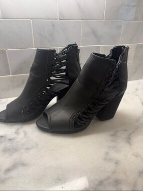 Rampage Black Open-Toe Cutout Block Heel Booties